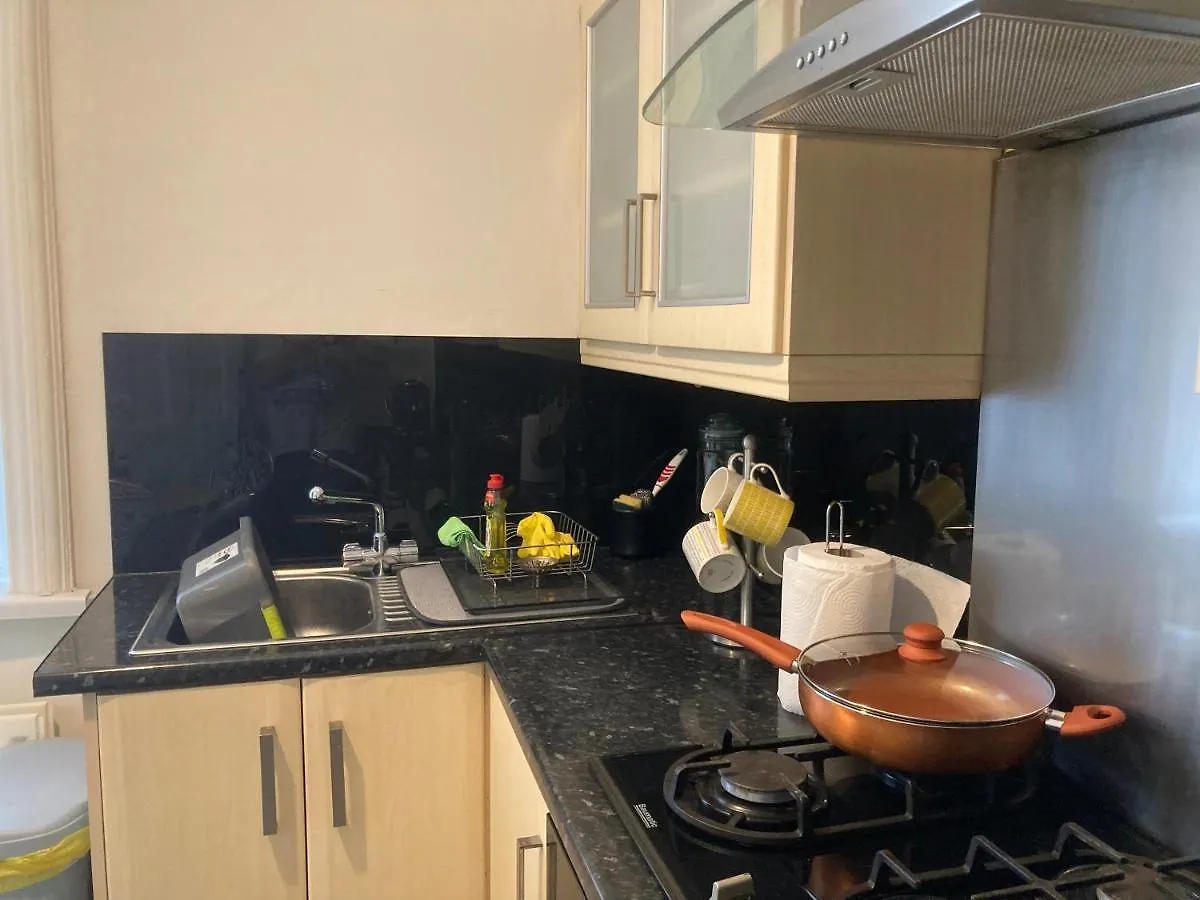 Mountroyal Victorian Self Catering Apartment 2 Belfast 0*,