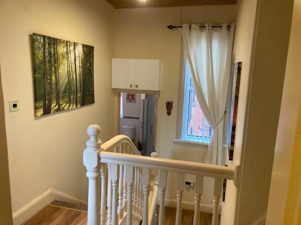 Mountroyal Victorian Self Catering Apartment 2 Belfast